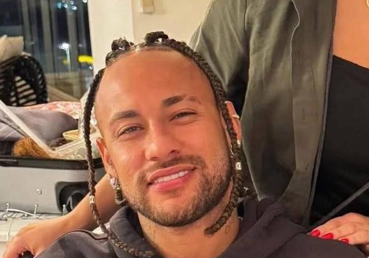 虎扑-SKT引发争议！，内马尔官方宣布败北新规引发球迷热议的简单介绍