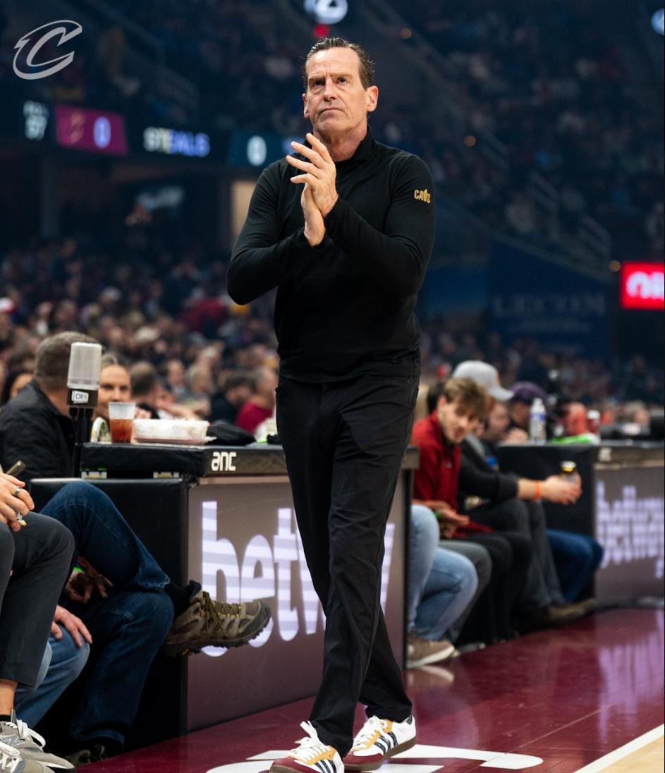 虎扑-克里夫兰骑士迎亚冠关键赛；加时末段造点机会；令人意外；赛程密集仍需轮换的简单介绍