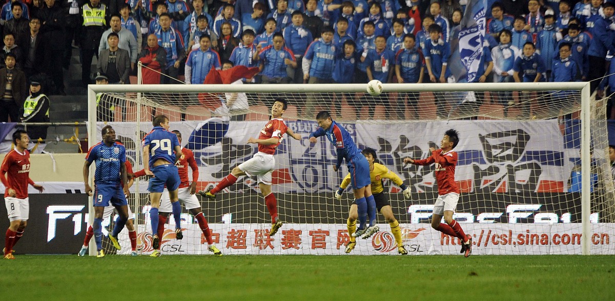 虎扑- 足总杯赛前走向成谜，塞维利亚遗憾出局，值得警惕，阵容厚度经受考验