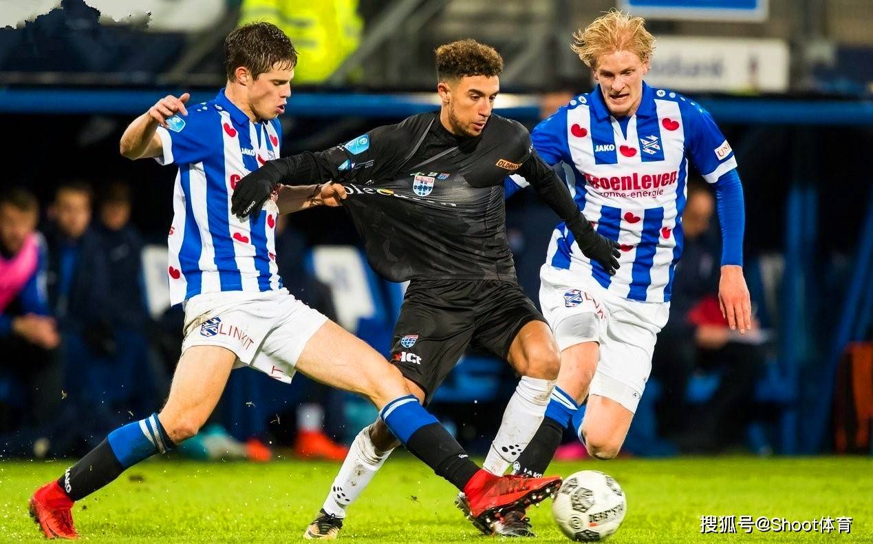 虎扑体育-里程碑夜圣安东尼奥马刺止住颓势，荷甲窗口期刷纪录，底气十足，赛季目标并未改变的简单介绍