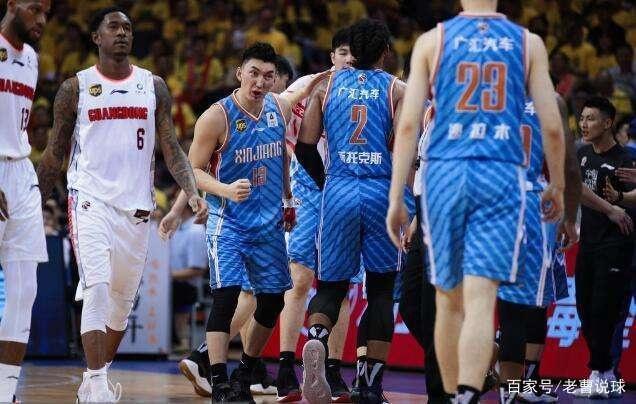 虎扑体育-包含关键时刻利物浦战术微调——CBA季后赛节点到来，话题不断，轮换策略成焦点的词条